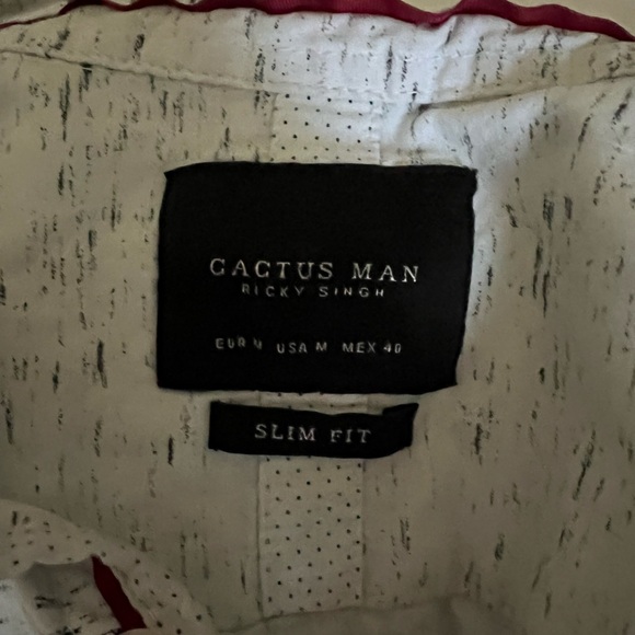 Cactus Man slim fit short sleeve button down size medium - Picture 2 of 2